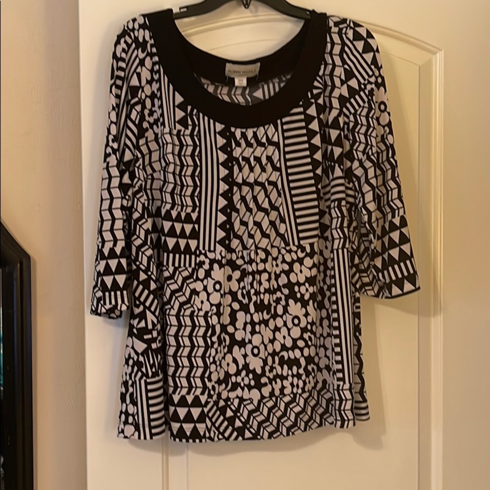 Pintuck pleat front top